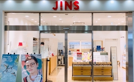 JINS